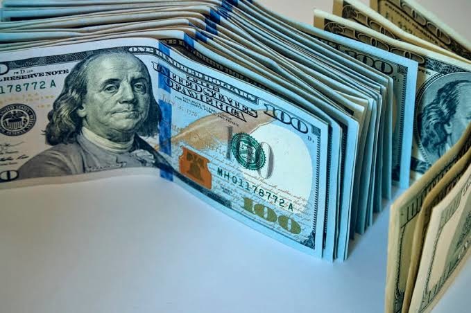 Dollar kursida katta o‘zgarish kuzatilmadi