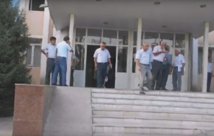 Parkent hokimligining shov-shuvli videosi tarqaldi (video)