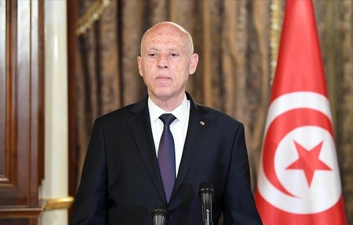Президент Туниса заявил о подготовке к выходу страны из «исключительной ситуации»
