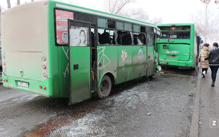 В Алматы произошло ДТП с участием автобуса, в котором находились граждане Узбекистана