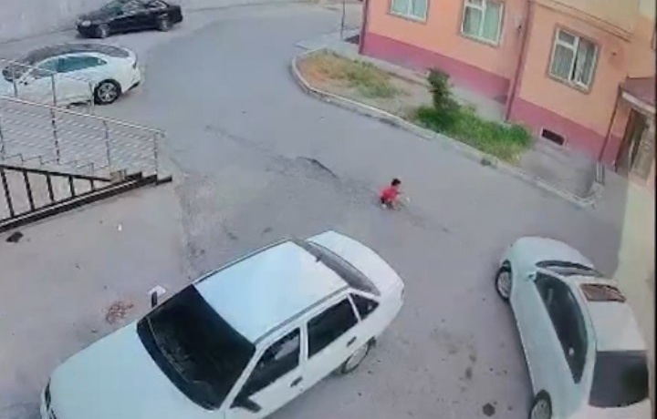 Marg‘ilonda 3 yoshli bolakayni bosib ketgan haydovchiga nisbatan jinoiy ish qo‘zg‘atildi