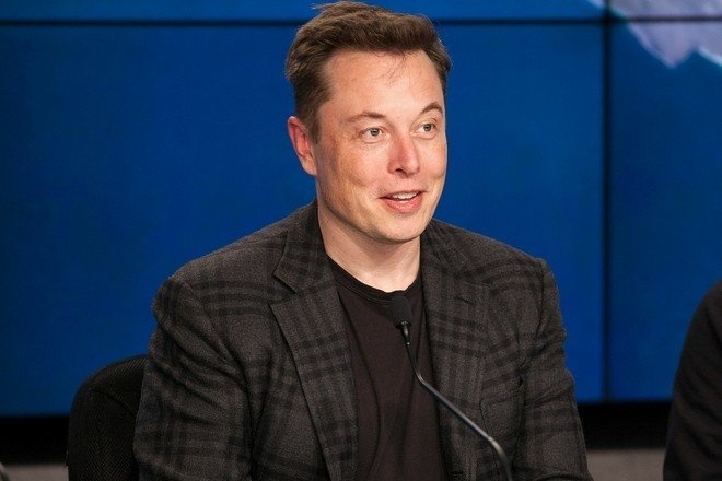 Илон Маск поздравил Джеффа Безоса с успешным полётом корабля New Shepard