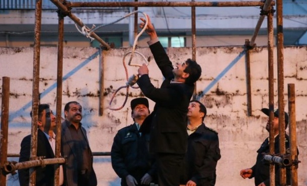 Eronda Isroil bilan aloqadorlikda ayblangan olti kishi qatl etildi