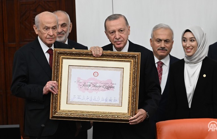 Erdo‘g‘on qasamyod qabul qildi