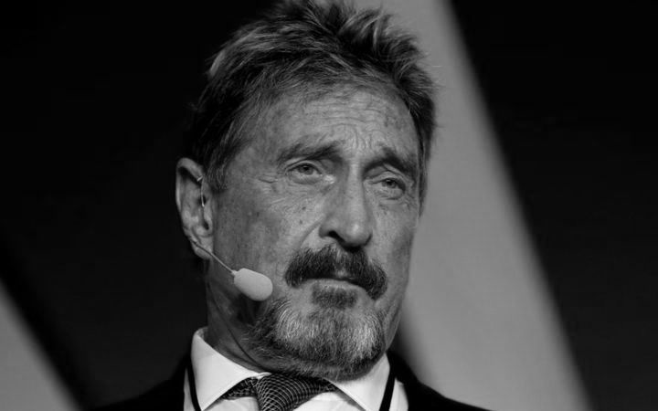 «McAfee» антивирусини яратган Жон Макафи қамоқда ўлик ҳолда топилди