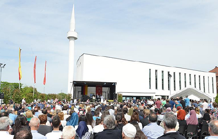 Germaniyaning Axen shahrida yangi masjid ochildi