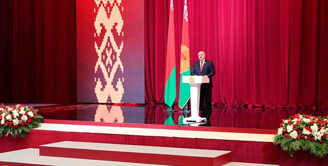 Лукашенко назвал выборы экзаменом для власти