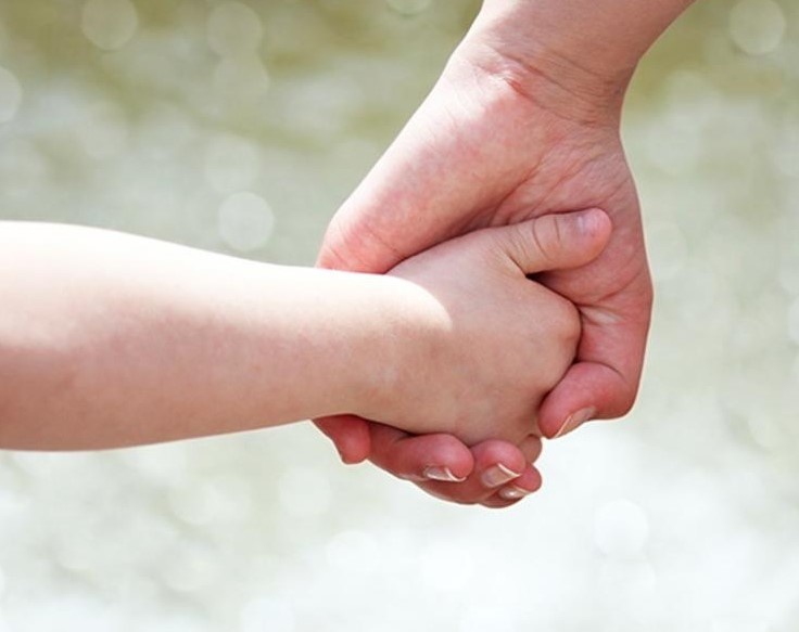 Anal jinsiy aloqa dars Nijniy Novgorodda minut berayotgan qiz