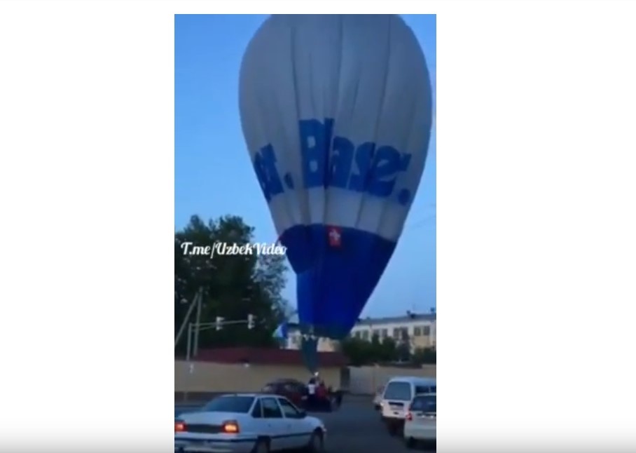 Самарқанддаги ҳаво шарларидан бири қулаб тушди (видео)