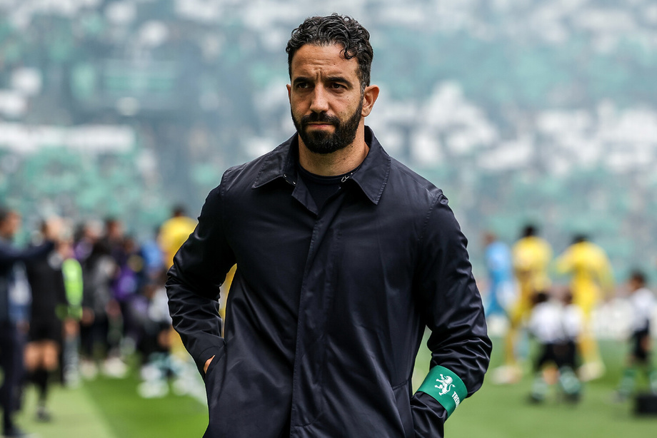 Аморим «Манчестер Юнайтед»дан ўз ихтиёри билан кетмаслигини айтди