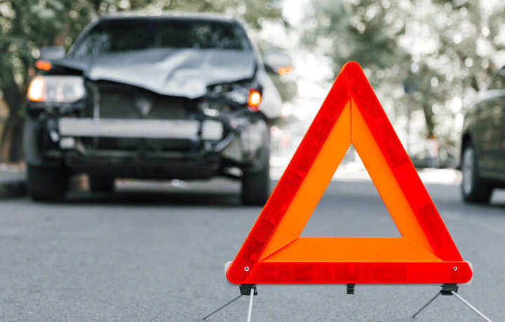 Йўлдаги эътиборсизлик икки ёш ҳаётига зомин бўлди