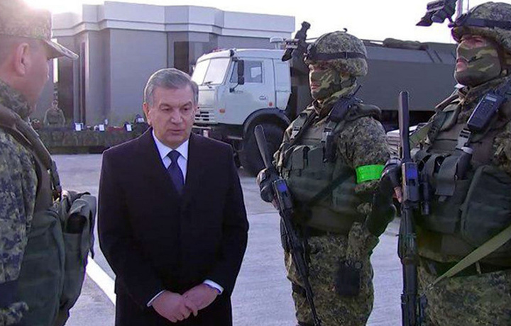 Президент открыл новое здание и территорию СГБ