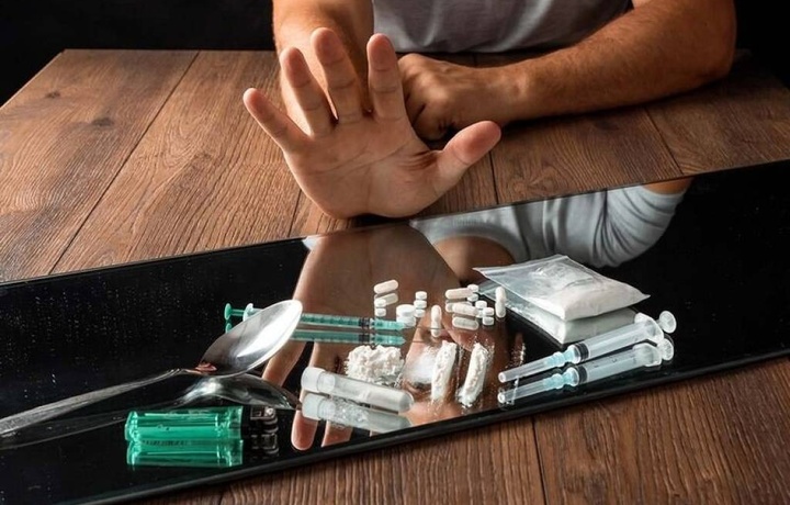 Giyohvandlik vositalari ichimliklar, quvvatlantiruvchi ozuqalar, qahva, shirinliklar tarkibida ham uchramoqda