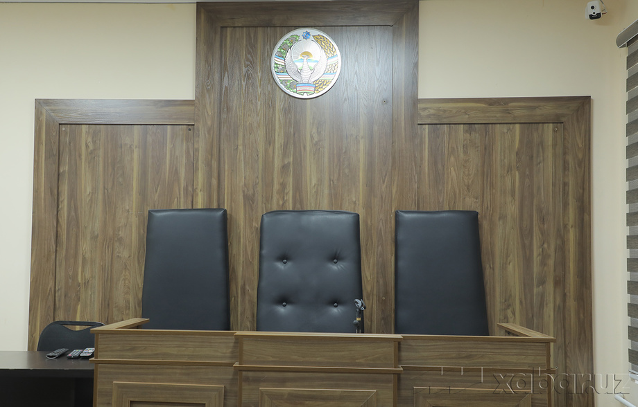 Судьяларни навбатдаги 10 йиллик муддатга тайинлаш (сайлаш) тартиби бекор қилинади