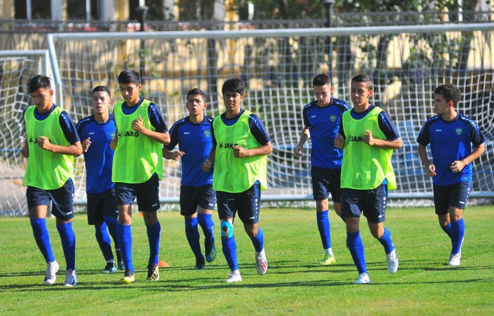 Bugun Toshkentda o‘smirlar Osiyo chempionati saralashi boshlanadi. O‘zbekiston Bahrayn bilan o‘ynaydi
