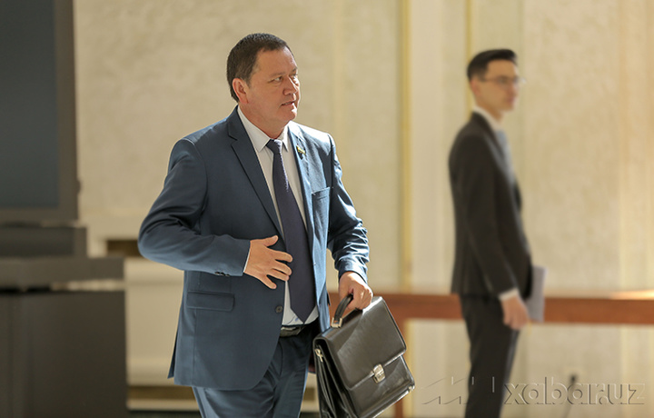 Президент Администрациясида кимларнинг лавозими ўзгармагани маълум бўлди