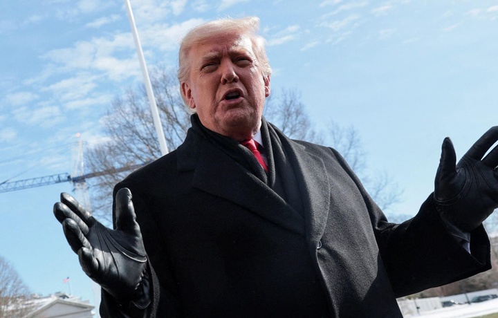 CNN: Трамп Эронга қарши ҳарбий зарбалар вариантларини кўриб чиқяпти