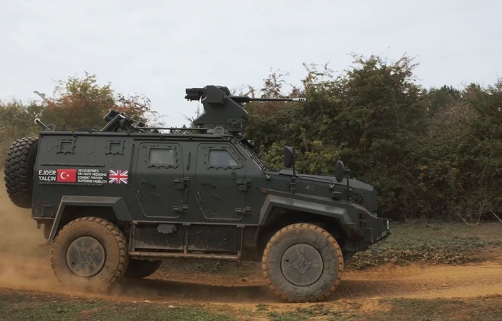 Турецкие бронемашины Ejder Yalçin 4×4 представлены в Британии