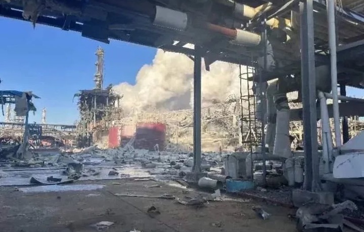 Ҳиндистонда кимё заводи ёниб кетди: қурбонлар бор