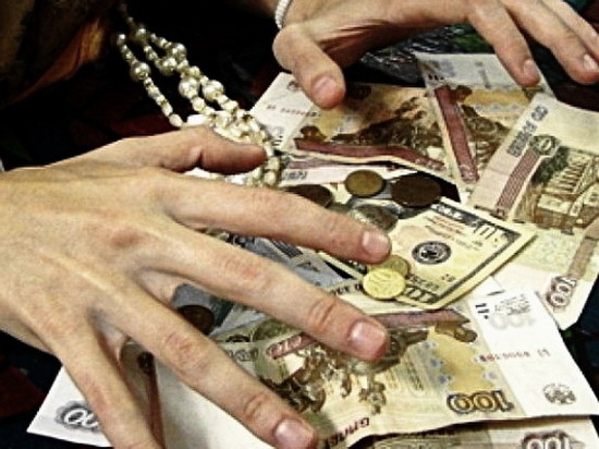 Одамларни 645 миллион сўмга «ухлатган» «ҳокимнинг онаси» қўлга олинди