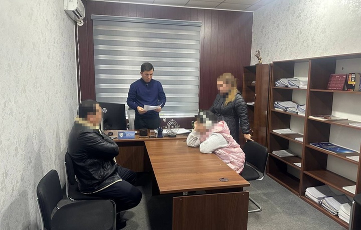 Қидирувдаги қизалоқ 4 йилдан сўнг онасига қайтарилди – МИБ