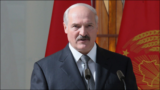 Lukashenko Rossiya chegaralarini yopib qo‘yish bilan tahdid qildi