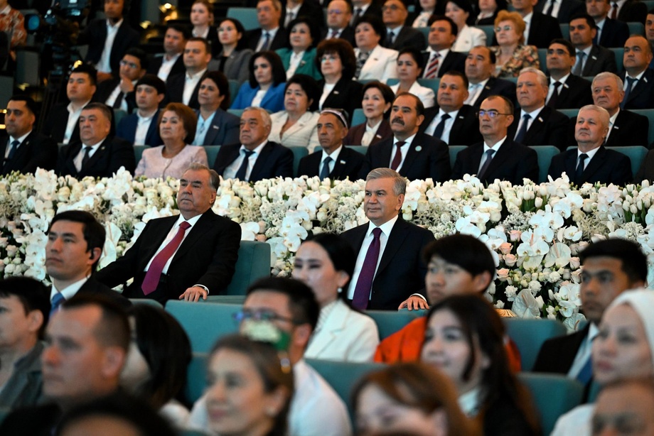 Икки давлат президентлари қўшма концертни томоша қилдилар