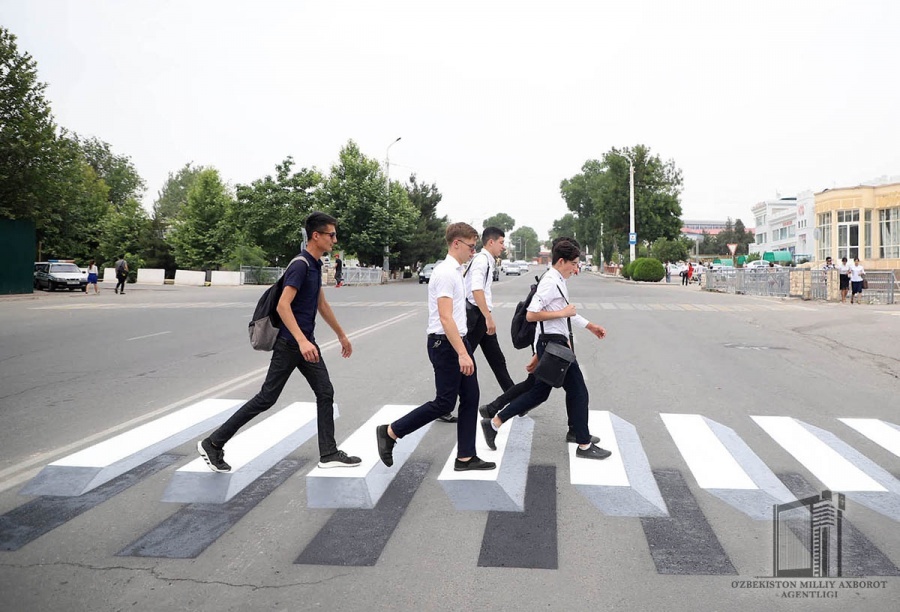 В Намангане появились пешеходные переходы в 3D-формате
