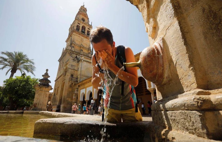 Сильная жара в Испании за неделю привела к смерти более 500 человек