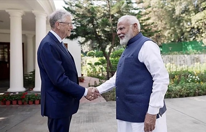 Премьер-министр Индии Моди и основатель Microsoft Билл Гейтс обсудили искусственный интеллект