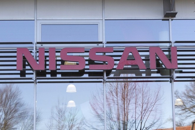 Nissan прервал контракты с тремя тысячами работников