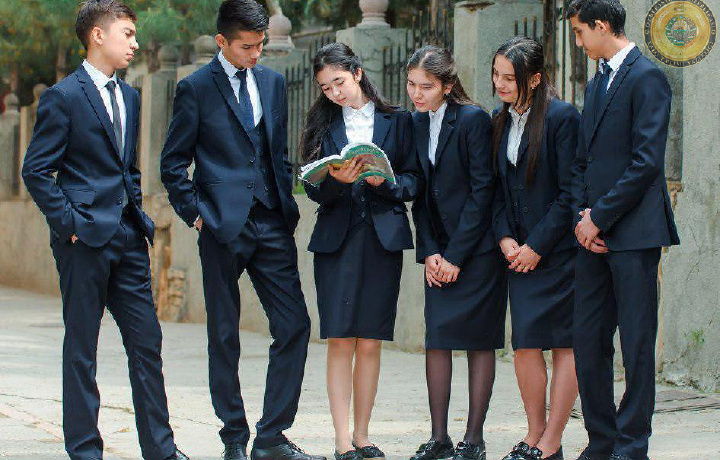 Maktab formasi masalasida maktab direktorlarining aralashuvi va maktabda forma uchun pul yig‘imlariga yo‘l qo‘yilmaydi