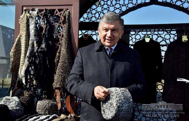 Shavkat Mirziyoyev Buxoroda yangi institut tashkil etishni topshirdi