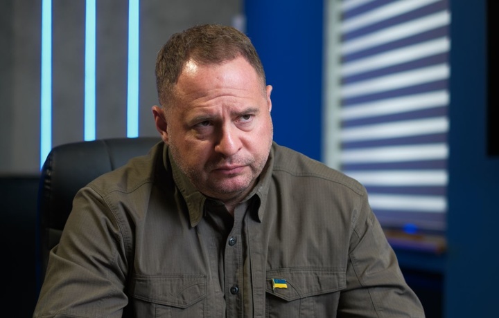 OAV: Zelenskiy devoni rahbarining uyida tintuv o‘tkazilgan