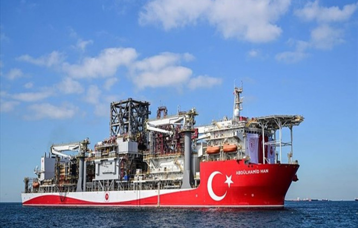 Туркия Қора денгизда йирик табиий газ конини топди