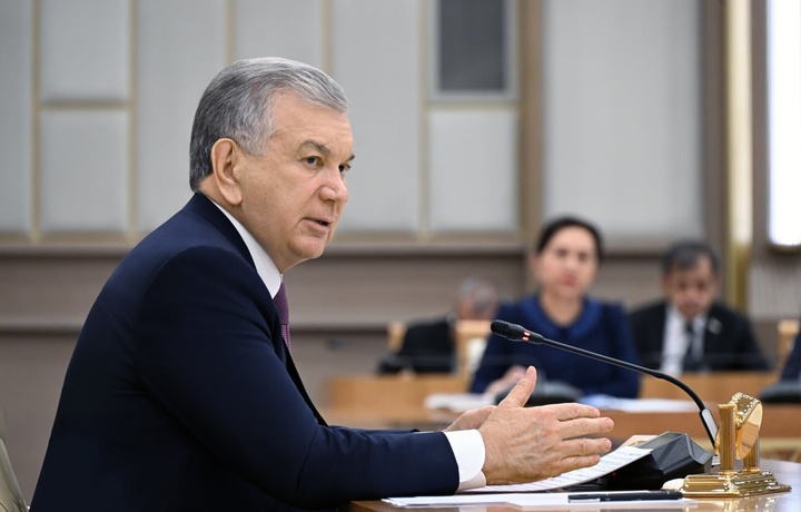 Энди тасдиқланган рўйхатдан ташқари раҳбарларнинг хизмат машинасига йўлларда устунлик берилмайди