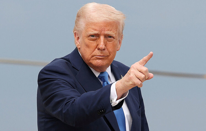 Трамп АҚШнинг кейинги президенти ким бўлиши мумкинлигини айтди