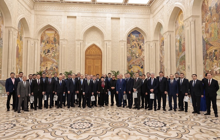 Ўзбекистоннинг хориждаги 60 га яқин элчилари ва консуллари Ислом цивилизацияси марказига ташриф буюришди