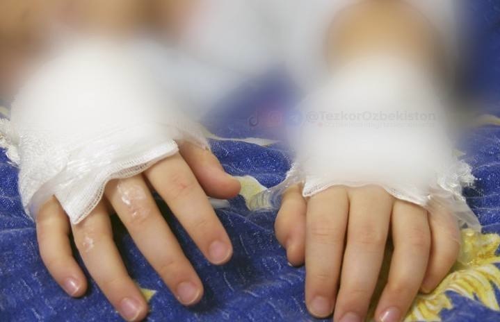 Yaponiyalik qizlar tibbiy ko‘rikdan o‘tmoqda (video)