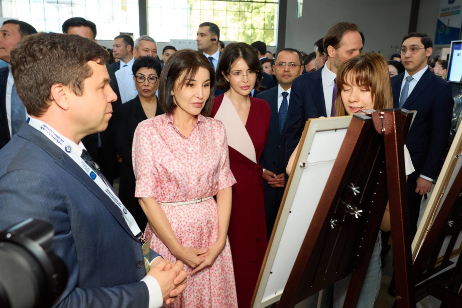 Ziroat Mirziyoyeva «Inson uchun» festivaliga tashrif buyurdi