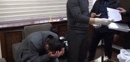 DXX qariyb 4 million AQSh dollari olayotgan rahbarni ushladi (video)