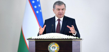 Prezident ayol deputatlarga murojaat qildi: «Mikrofoningizni o‘chirib qo‘yishsa, mikrofonsiz gapirishni o‘rganing»