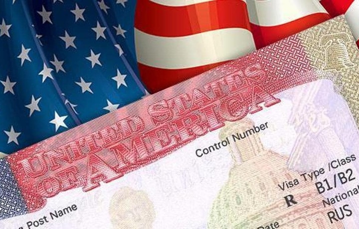 США с ноября начнут пускать полностью вакцинированных иностранцев