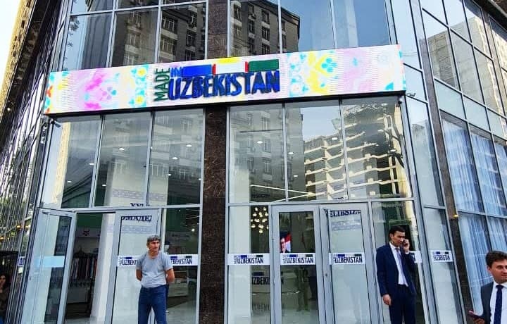 Tojikistonda «Made in Uzbekistan» shou-rumlar uyi ish boshladi