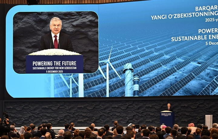 Шавкат Мирзиёев дал старт работе 42 энергетических объектов