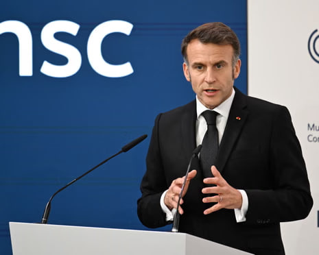 Макрон: Европа Россия билан музокараларда иштирок этиши керак