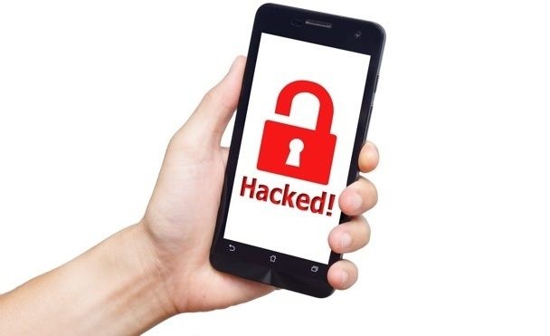 Если экран Android вдруг стал черным – девайс могли хакнуть