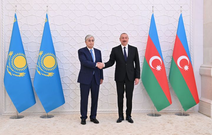 Prezidentlar Aliyev va To‘qayev uchrashuvi: uch muhim jihat ochiqlandi