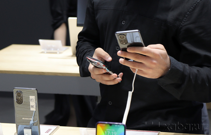 O‘zbekistonga 6 oyda 194,4 mln dollarlik telefon import qilingan