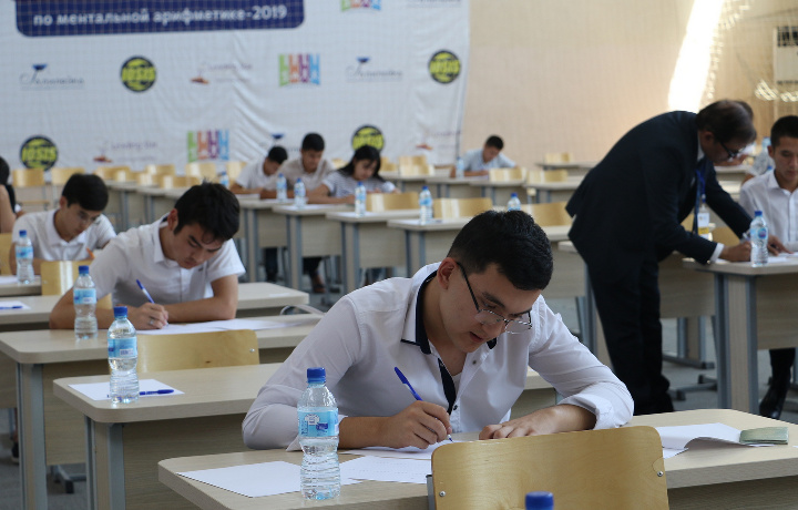 Toshkent shahridagi Amiti universitetiga kirish imtihonlari bo‘lib o‘tdi